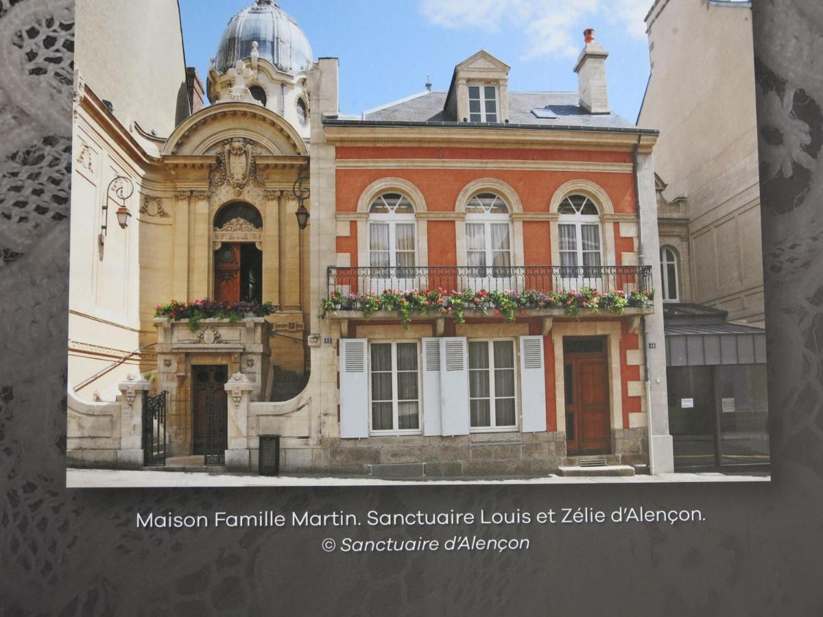 St Germain Bed and Breakfast Saint-Germain-du-Corbeis Εξωτερικό φωτογραφία